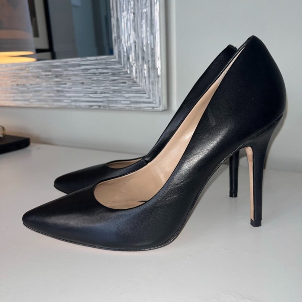 BCBGMAXAZRIA Nova Pump Heel - 8.5